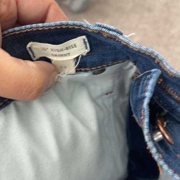 Madewell 10" High-Rise Skinny Jeans in Tarren Wash: THERMOLITE Edition size 28 - Picture 8 of 11